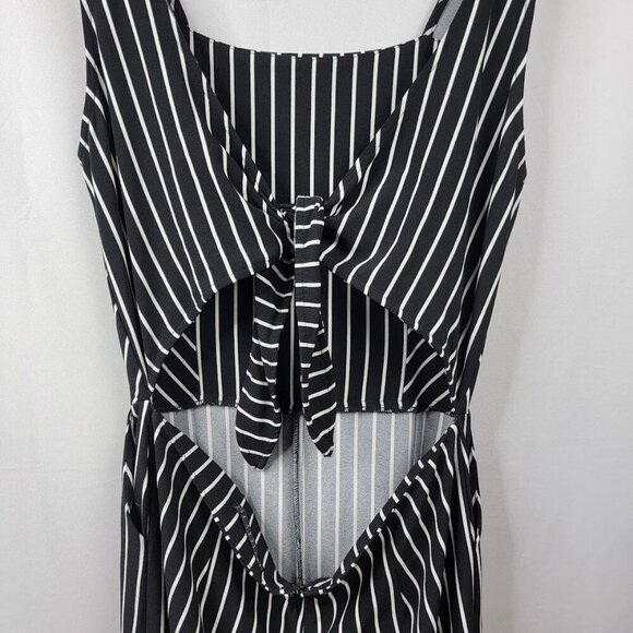 Potter’s Pot Black White Striped Wide Leg Jumpsuit Large | Cutout Tie Back - Picture 10 of 10